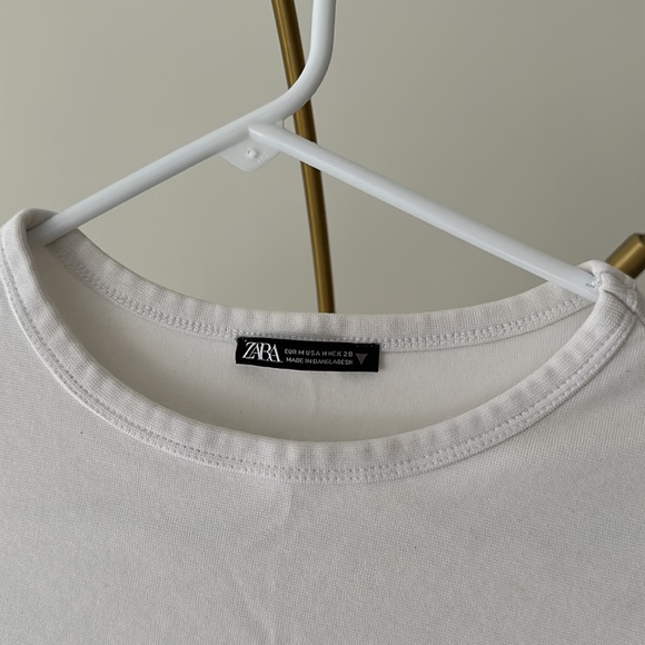 ZARA white cropped short sleeves tops - t shirts - Picture 2 of 3
